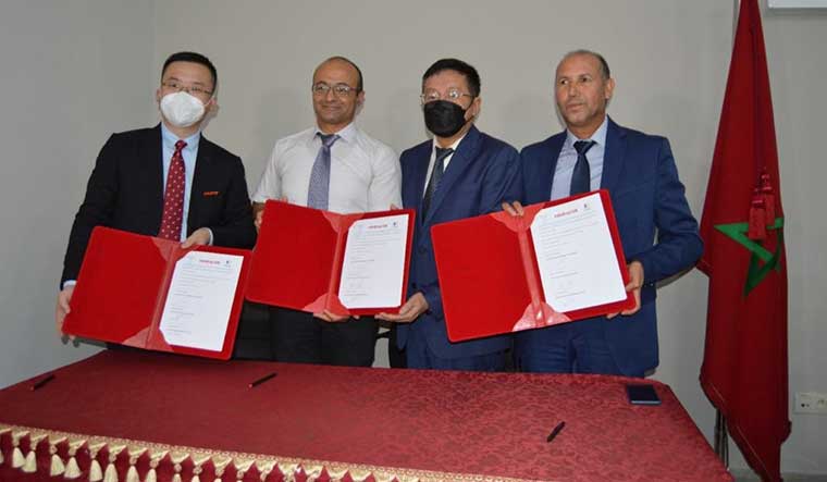كلية العلوم والتقنيات بسطات وميندراي-الصين يوقعان اتفاقية شراكة وتعاون