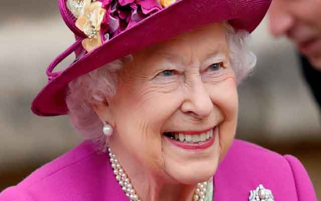 سابقة تاريخية.. الملكة إليزابيث ستستقبل رئيس الحكومة الجديد بعيداً عن لندن