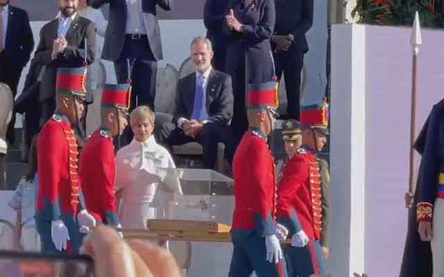 حزب "بوديموس" يتهم ملك إسبانيا بإهانة الشعب الكولومبي