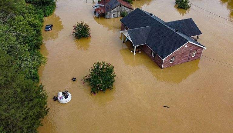 مقتل 37 أمريكيا في فيضانات مدمرة بولاية كنتاكي