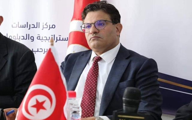 وزير الخارجية التونسية السابق: رئيسنا زاهد في الدنيا وضع بين يديه جميع السلطات وجوع الشعب ونكل به شر تنكيل