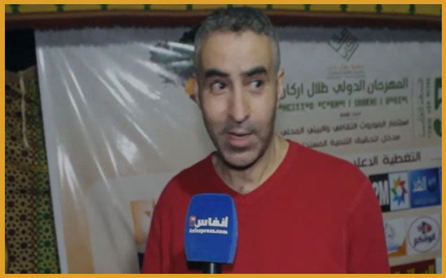 مخرج وصحفي جزائري: دولة قصر المرادية تمارس الإرهاب وأكثر من 300 معتقل رأي قبايلي في سجونها(مع فيديو)