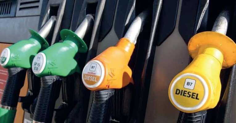 أرباب محطات الوقود يطالبون بإعفائهم من الحد الأدنى للضريبة في مشروع مالية 2023