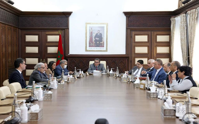 رئيس الحكومة يقف على تقدم الاستعدادات لاحتضان المغرب للاجتماعات السنوية للبنك الدولي وصندوق النقد الدولي