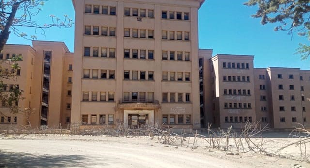 تم  إغلاقه عام 1973.. من المستفيد من تعطيل مشروع إعادة تشغيل مستشفى بن صميم ؟