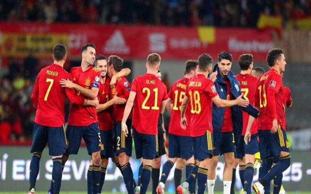 كأس العالم 2022 .. المنتخب المغربي في مواجهة قوية ضد المنتخب الإسباني