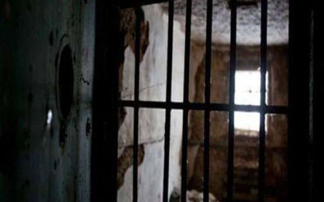 معتقل موريتاني سابق بسجون البوليساريو يدعو لاستحضار شهداء وضحايا سجن الرشيد