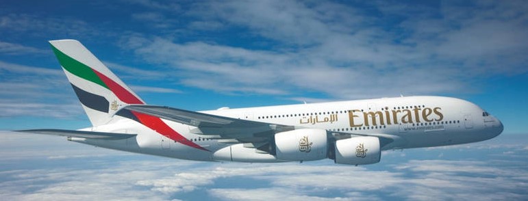 طيران الإمارات تعيد استخدام طائرة "إيرباص A380 " العملاقة بين دبي والبيضاء