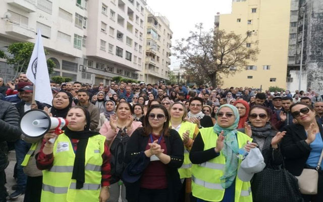طنجة..تعليق احتجاجات عمال " أمانديس " بعد تدخل السلطة الوصية على القطاع