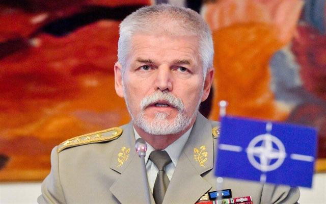 حصل على 90 بالمائة من الأصوات.. فوز الجنرال المتقاعد بيتر بافيل بالرئاسة التشيكية