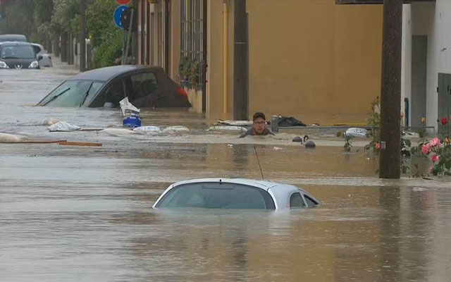 9 قتلى في فيضانات بشمال إيطاليا وإجلاء قرابة 10 آلاف شخص من منازلهم