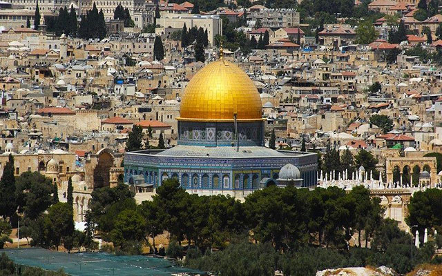 تنويه منظمة التعاون الاسلامي بدور لجنة القدس في التصدي للسياسات الإسرائيلية في القدس 