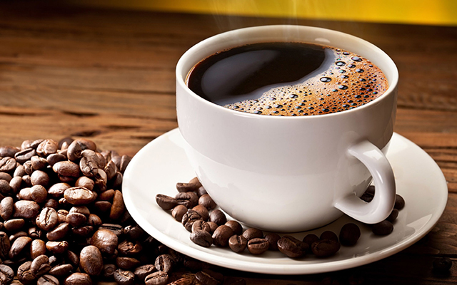 دراسة علمية: شرب القهوة الصباحية تمنح شعورا وهميا
