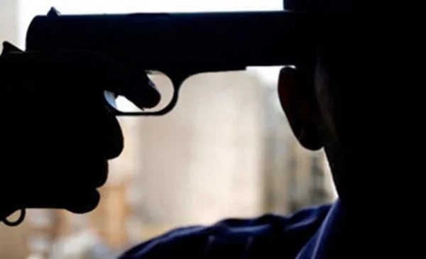 ولاية أمن فاس: شرطي يحاول الانتحار بمسدسه