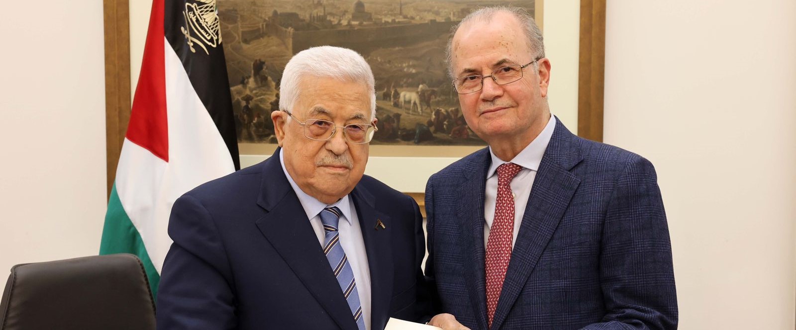 عباس يصادق على تشكيلة الحكومة الفلسطينية الجديدة برئاسة محمد مصطفى