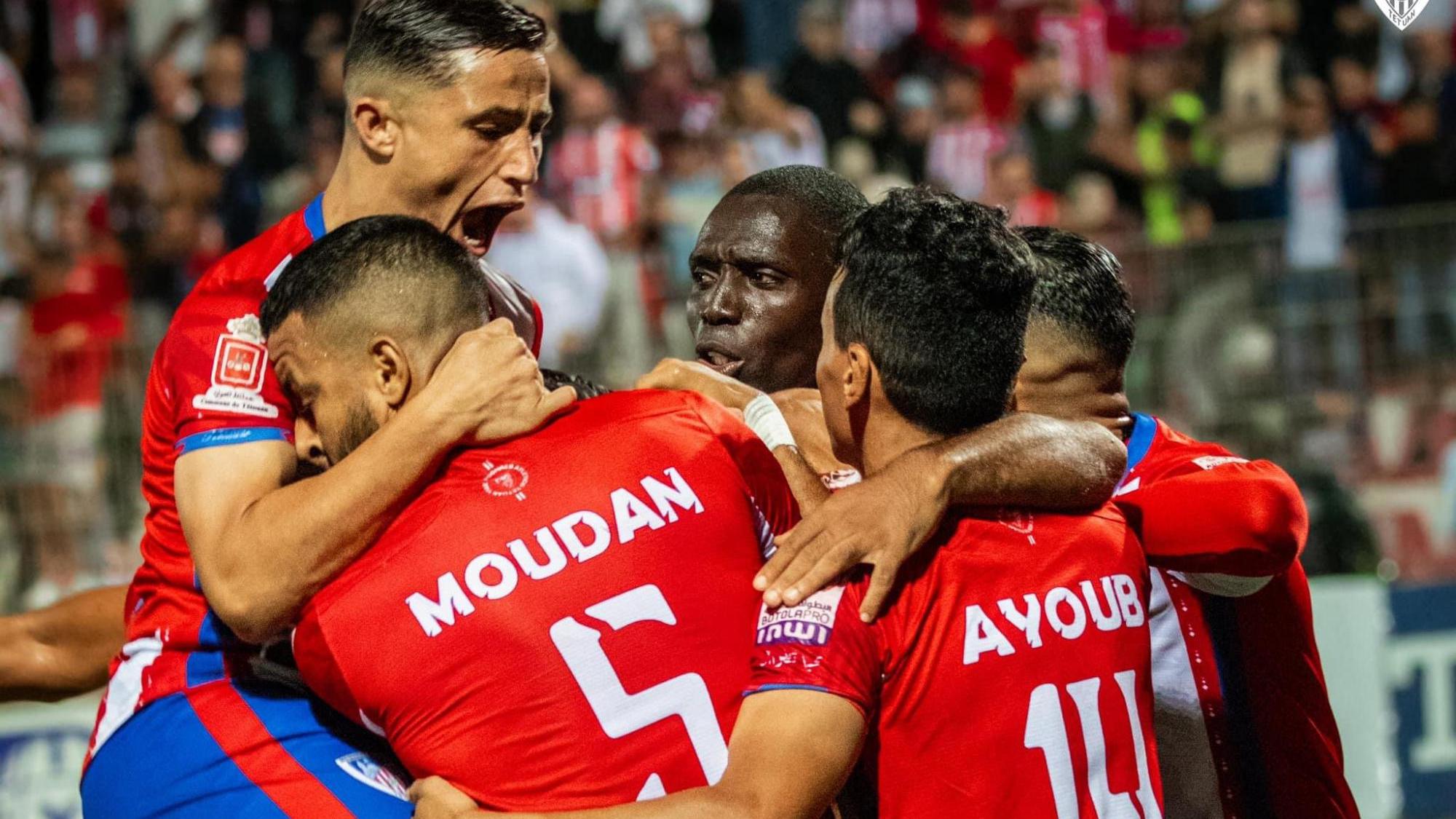 المغرب التطواني يقسو على سطاد المغربي برباعية ويتأهل لثمن نهائي كأس العرش