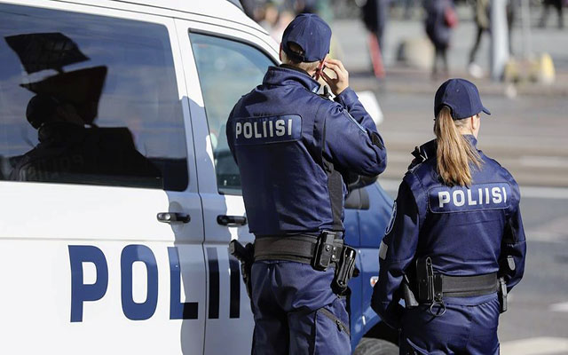 الشرطة الفنلندية تشتبه في تورط نائب يميني متطرف في إطلاق نار أمام ملهى ليلي