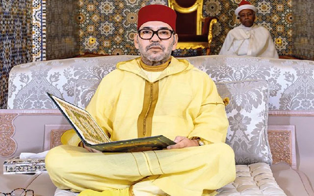 أمير المؤمنين يترأس بمسجد حسان بالرباط حفلا دينيا إحياء لليلة المولد النبوي الشريف