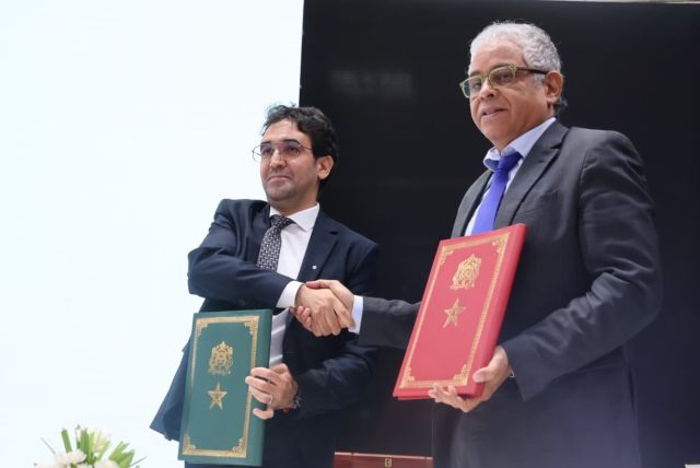 جامعة محمد الأول بوجدة تُوَقِّعُ اتفاقية مع شركة هيرشمان للسيارات وهذه أهم بنودها