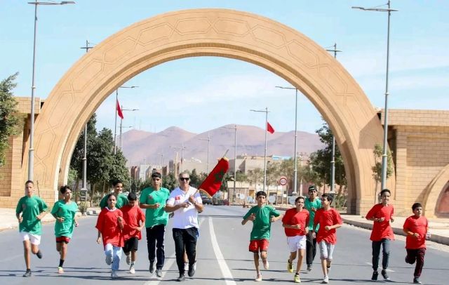 قافلة"سباق التناوب الرمزي المسيرة الخضراء" تحط الرحال بكلميم