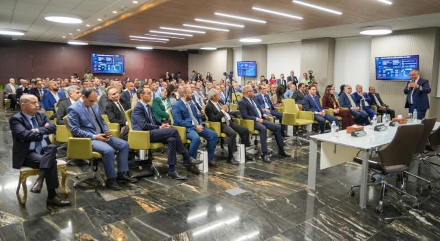 بارومتر الصناعة المغربية: رقم معاملات القطاع بلغ 898 مليار درهم